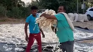 How to make a wooden spoon in the factory! लकड़ी का चम्मच कंपनियों में किस प्रकार से बनाए जाते है!