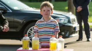 Boy Gets Bullied for Selling Lemonade&mdash;Then a Mysterious Man Stops and Does This