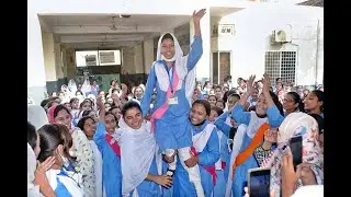 Muslim girls HighSchool Multan speech competition Punjab topper Aliza Aaine Hamari Azadi ki zamanat