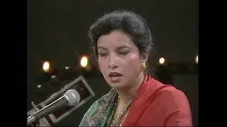 Singer : Gulshan Ara Syed, Kalam : Jigar Murad Abadi, Produced by Riffat Humayun, LIVE PERFORMANCE