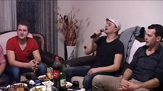 Mersed Hodzic - Sklonite case sa stola (Uzivo)
