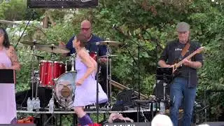 Donna Ray Band 3mins/4songs