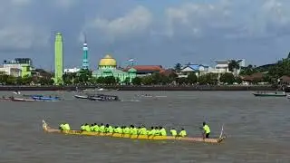 Keseruan Lomba BALAP PERAHU PANJANG  HUT kesultanan Gunung Tabur Berau Kaltim #balapperahu