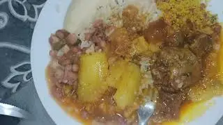 FIZ UMA MISTURA PERFEITA RABADA, BUCHADA E MANDIOCA.