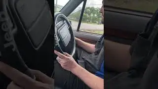 Right hand drive jeep🙃 #new #mechanic #funny #fun #jeep #friends #righthanddrive #europe #lol
