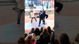 [УЛИЧНЫЙ ХУДОЖНИК] МОСЕАН.