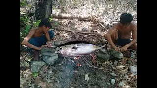 Primitive Technology - Cooking Grilled Big fish and Eating Delicious - Survival Island