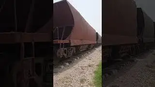 #goods train crossing at Branch Line# #fast trains# #pak railway#