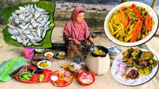 আজকে রান্না করলাম বিলের পুটি মাছের পোরা পোরা চচ্চরি, সাথে ভাজা বেগুনের ভর্তা, সেই রকম মজা হলো।