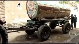 الصرف الصحي يحاصر أبو صور عربات الكسح فضحية في القرن 21