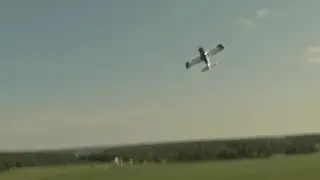Центроплан. Amazing flights on an RC acrobatic plane shooting from a FPV drone.