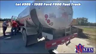1988 FORD F800 FUEL TRUCK  For Sale