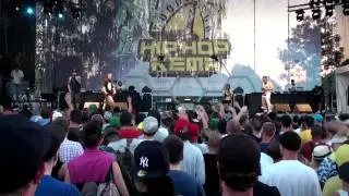 Bekay, DB, El Gant live on stage