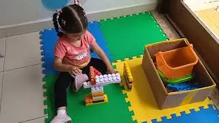 Fiz bolo de fubá com queijo/Fomos levar Manuela pra fazer exame+uma passadinha no Armarinho Fernando