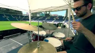 Some grooves at the Drag&atilde;o Stadium