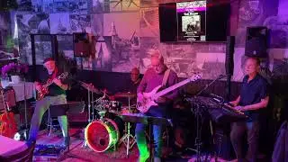 The Dave Lynch Group live at Twin Lotus Thai: Ro Sham Bo