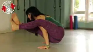 Strength and Stability - Yoga by Sunaina Rekhi - Thecityworkout