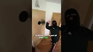 It reliefs his stress and anger everywhere 🥊 #boxing #boxingtraining #stressrelief #viral #fitness