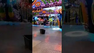 Hei&szlig;t das Fahrgesch&auml;ft deshalb Big Spin? 🤔 #kirmes #shorts