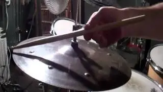 Drum Lesson: One Handed Drum 'n Bass Blast Technique (KindBeats)