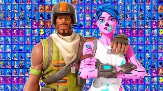 My Girlfriend Reacts to My $500,000 Account! (Fortnite)