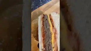 Кто любит мясо как рамазан 😅😅😅 котлеты для бургеров  в Краснодаре #краснодар #полуфабрикаты  #халял