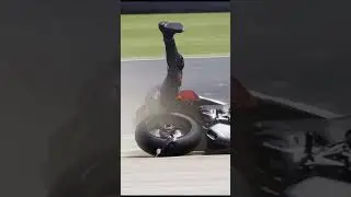 Ducati panigale v4 crash #ride5 #crash #xbox #xboxseriesx #trending #shorts #reels #consolegaming