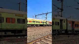 &hearts;️😍😌 railway musafir