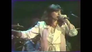 Ερωτικό (Με μια πιρόγα) - Χάρις Αλεξίου 1984 (live)