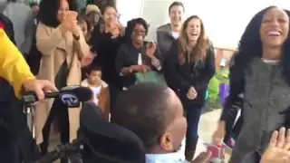 Man who lost leg in crash surprises girlfriend with proposal