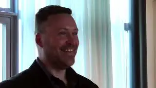 Boekpresentatie 'Wie is er nou eigenlijk gek?'. Auteur: Ewout Kattouw