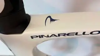 Pinarello F5 furious white tuned with scope tires and most Ultra Cockpit
