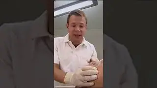 Zunge an den Zahn stecken 👅🦷