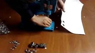 Fabriprint - M&aacute;quina de ilhoses APM1