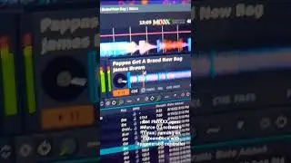 Mixxx DJ software with Pioneer SB3 controller on a Steam Deck. #steamdeck #pioneerddjsb3