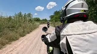 Camino al Dorado desde el dique Rogero.
