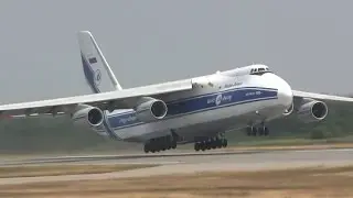 Antonov 124 - Takeoff