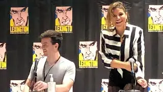 Lexington Comic and Toy Convention 2021 - Paola L&aacute;zaro y Chandler Riggs (Panel TWD)