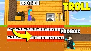 TROLLING MY YOUNGER BROTHER AND GIVING HIM A SURPRISE IN MINECRAFT