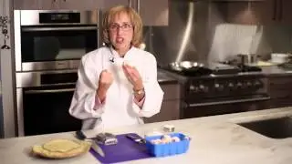 How to Make Crepe Filling With Mushrooms : Cooking Up the Delicious!