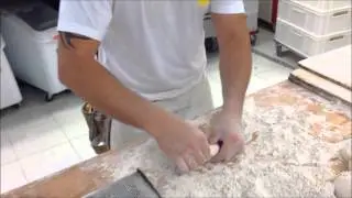 BACKHANDWERK - die Handsemmel