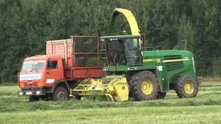 Уборка люцерны на сенаж JOHN DEERE 7250 и KAMAZ 55102.