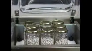 Vacuum packing using glass jars (OLD video)