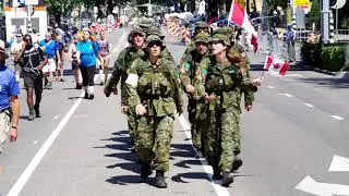 Nijmeegse 4 daagse 2018. Vele militairen uit alle windstreken hebben het ook zwaar 103