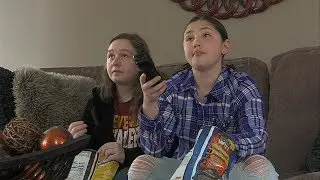 Word of caution: Binge watching can lead to binge eating
