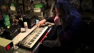 Synthesiser Dave - Episode 4 - Casio CZ-101