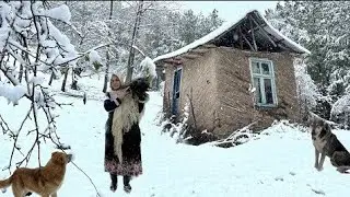 Himalayan village lifestyle || village life in a snowy day || TheVillageNepal#snow