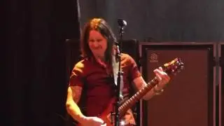 Alter Bridge - Farther Than The Sun LIVE San Antonio Tx. 9/25/16