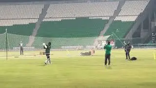 Babar Azam Practicing Hard Hitting only Six And Explaining it to coach Mike Hesson @Sportsinsider57 