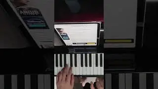 C Blues Scale and C Blue Riffs/Licks - Piano Tutorial